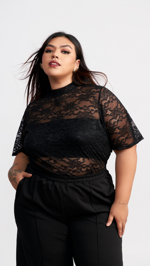 Top de encaje Kaori