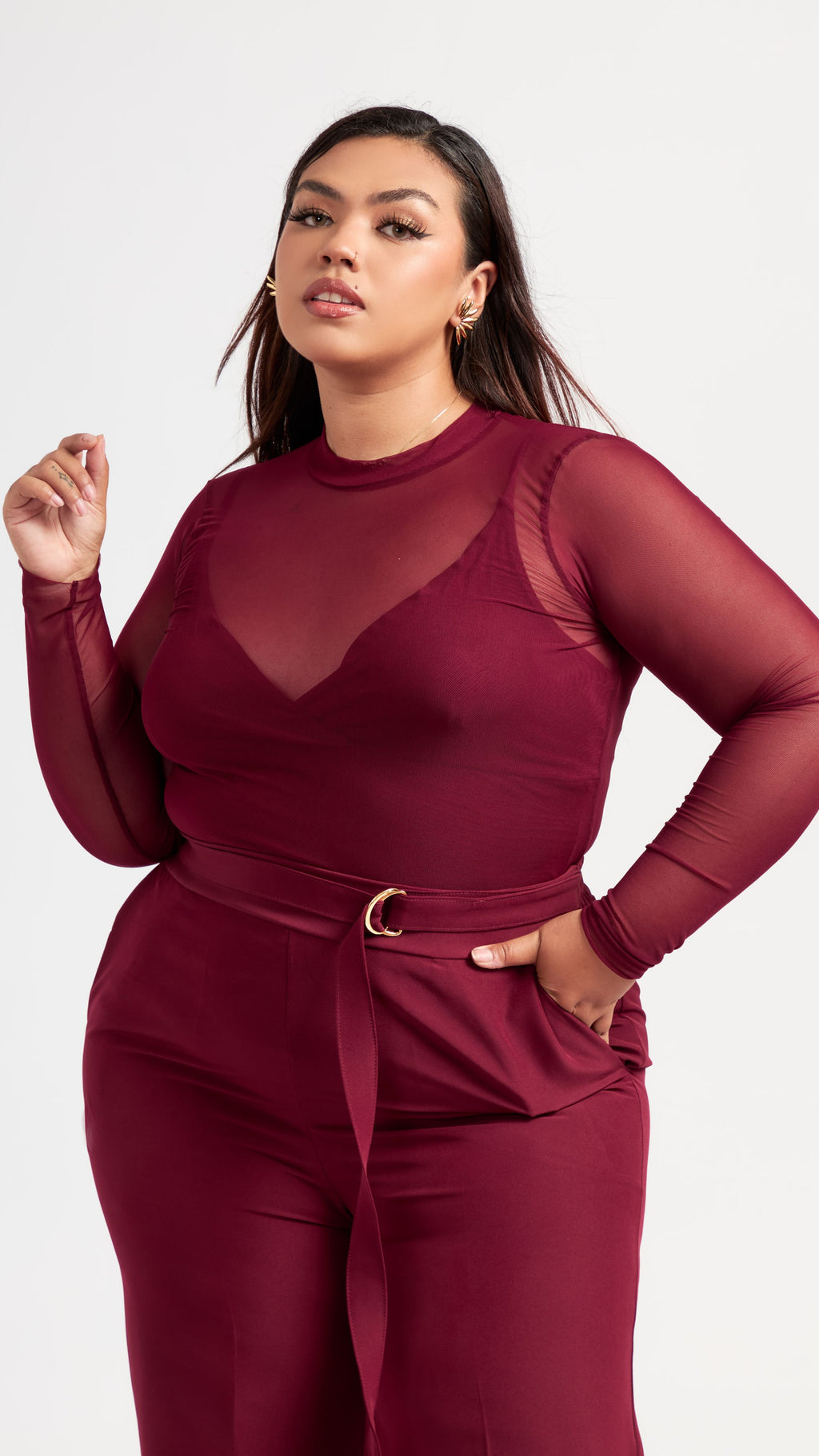 Pantalon Karmin color Vino