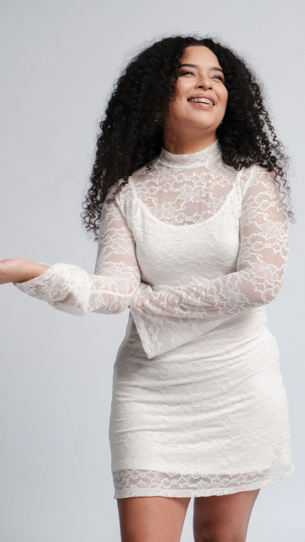 Vestido de Encaje Virginia Perla